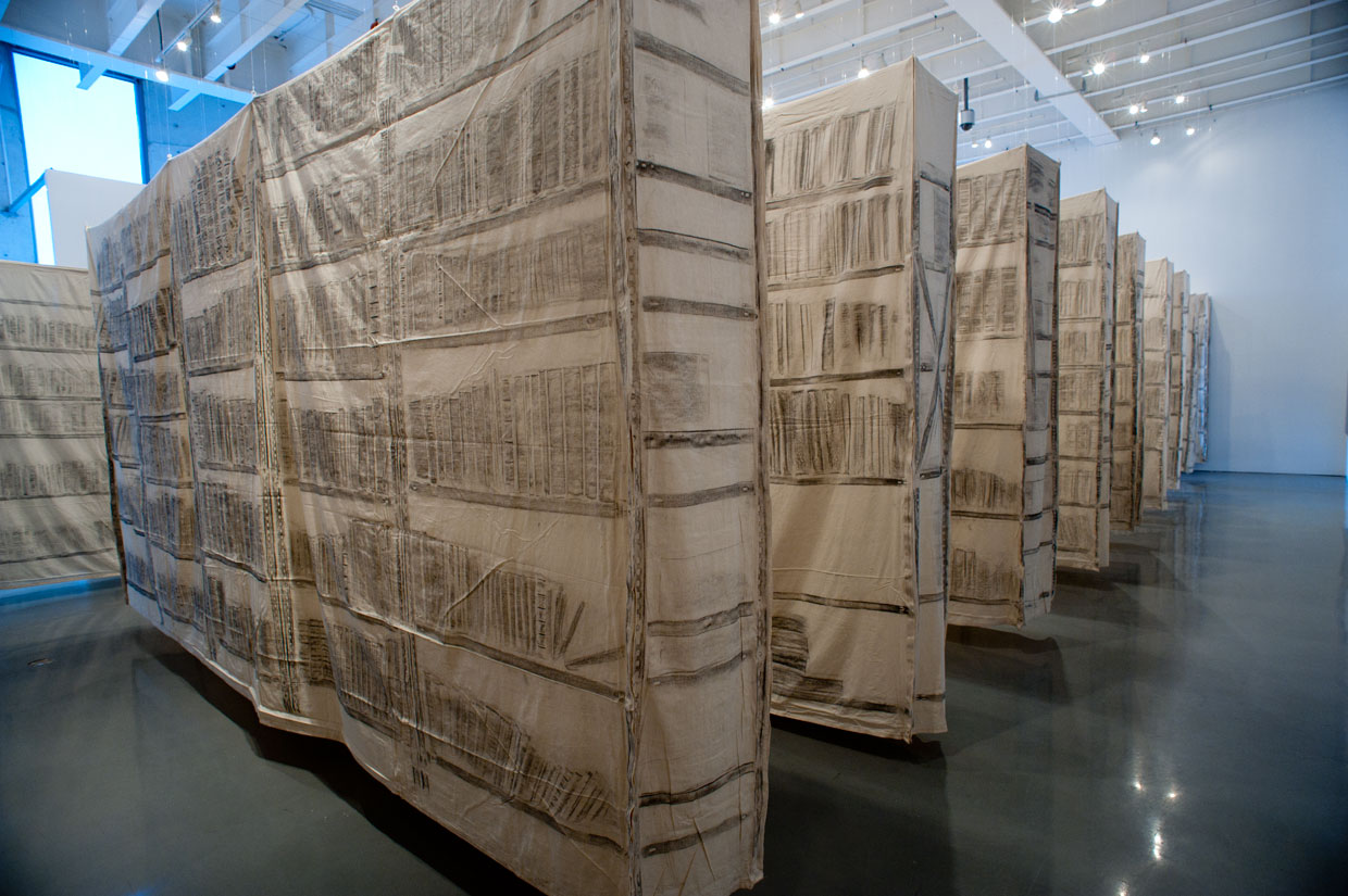   ximena labra Biblioteca Fantasma /Phantom Library